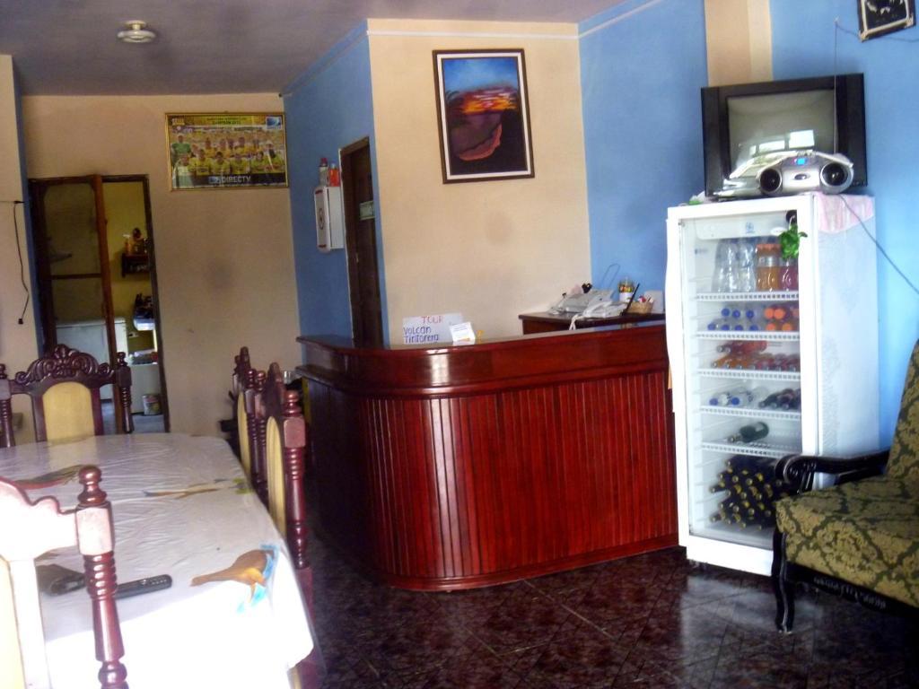 Casa Los Delfines Hotel Puerto Villamil Exterior photo
